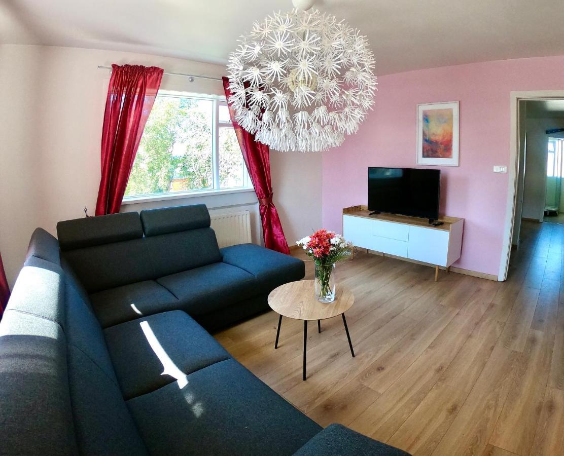 Pearl Of The North Apartments Акурейрі Екстер'єр фото