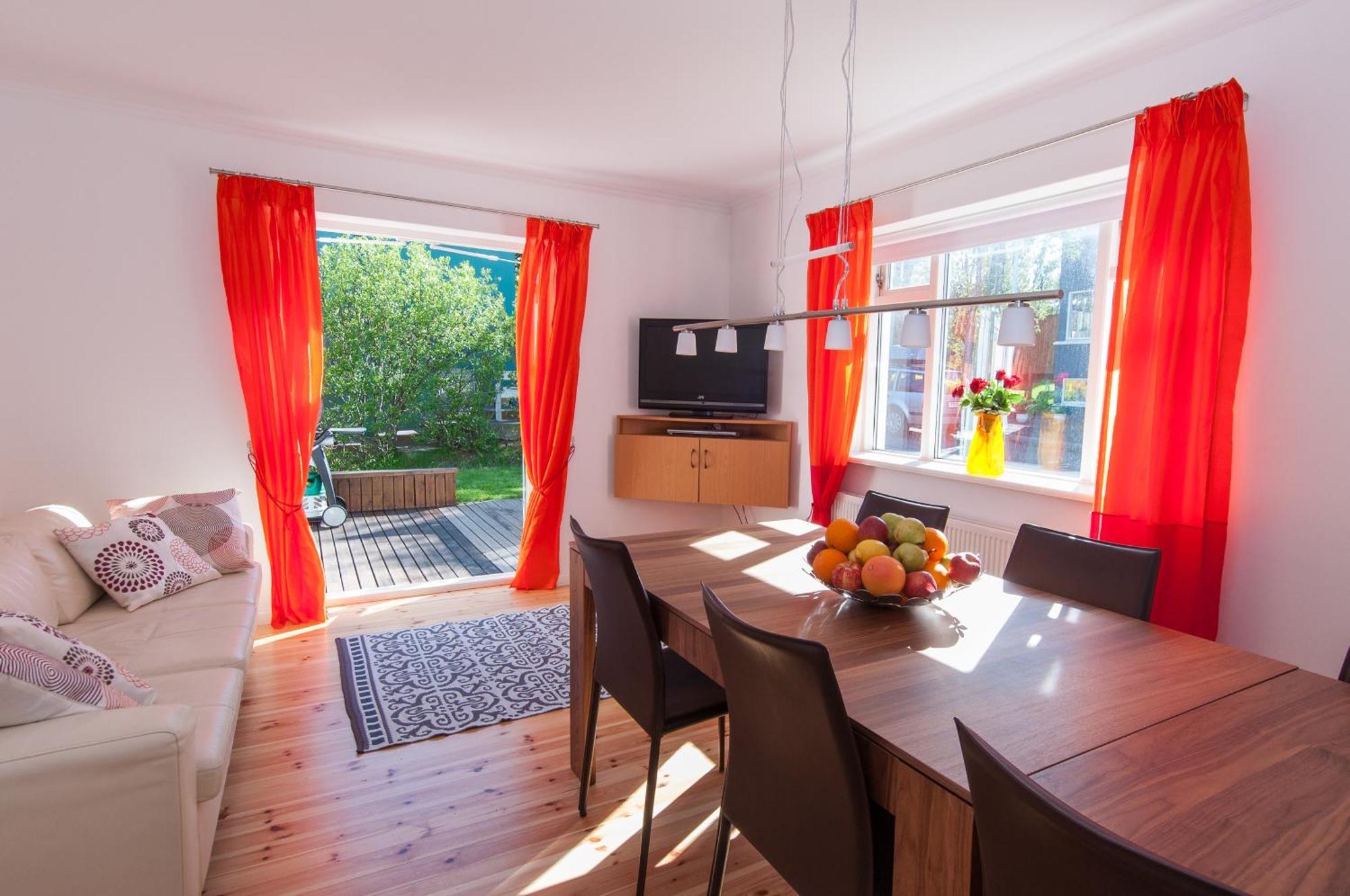 Pearl Of The North Apartments Акурейрі Екстер'єр фото