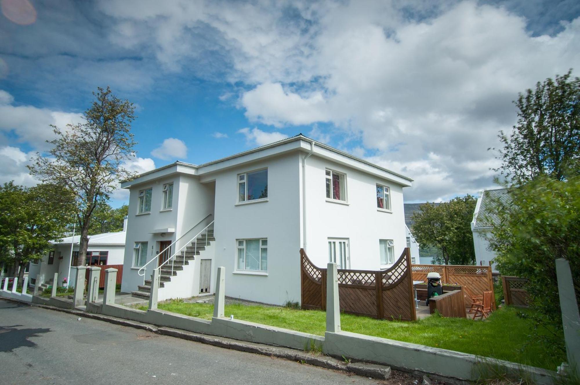 Pearl Of The North Apartments Акурейрі Екстер'єр фото