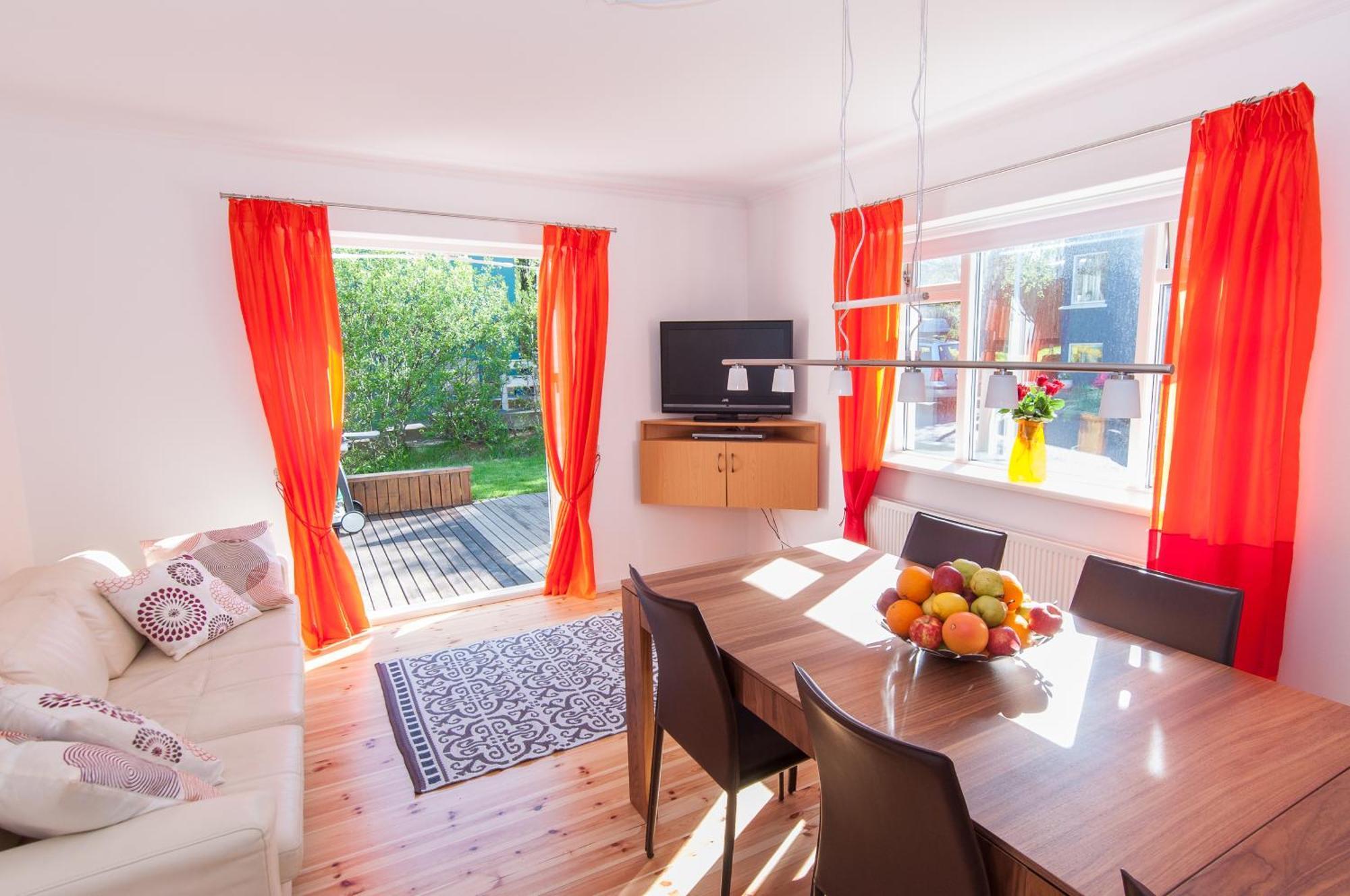Pearl Of The North Apartments Акурейрі Екстер'єр фото