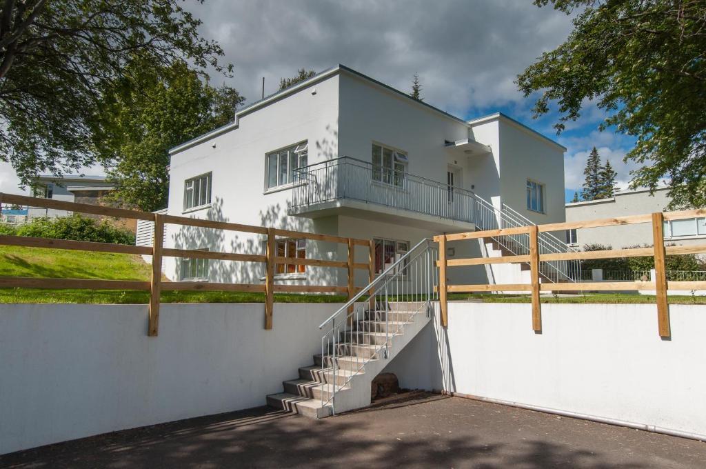 Pearl Of The North Apartments Акурейрі Номер фото